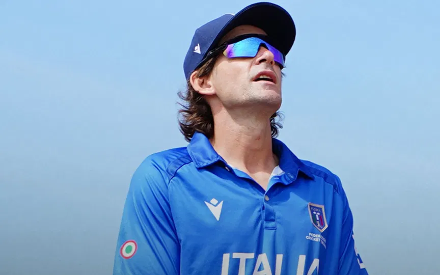 Joe Burns allegedly dumped by Italy for 'high standards'; Explosive text messages surface